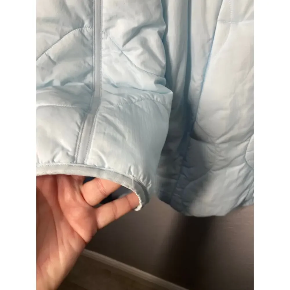 Lululemon Quilted Light insulation Jacket Powder Blue Sz 4